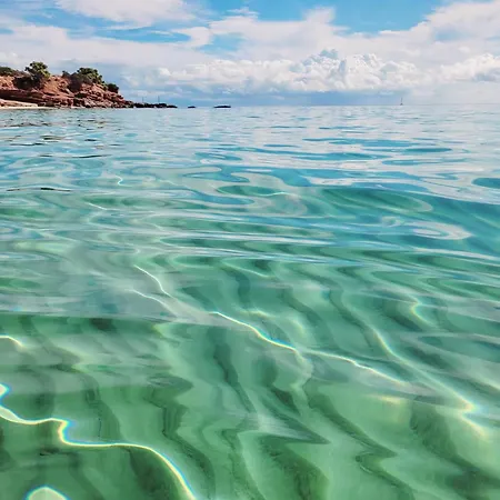 Casa vacanze 50m From A Stunning, Exclusive Coastal - 4 Bedrooms House Santa Margherita di Pula