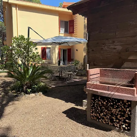 50m From A Stunning, Exclusive Coastal - 4 Bedrooms House * Santa Margherita di Pula