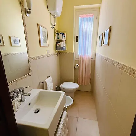 Casa de Férias 50m From A Stunning, Exclusive Coastal - 4 Bedrooms House