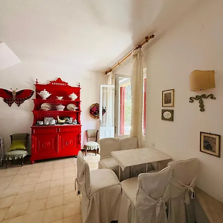 50m From A Stunning, Exclusive Coastal - 4 Bedrooms House *